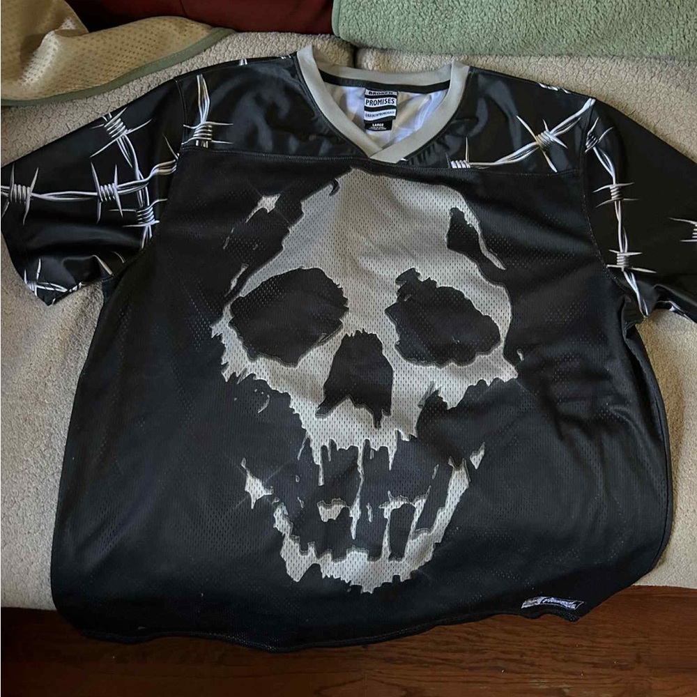 Black Skull broken promises Jersey